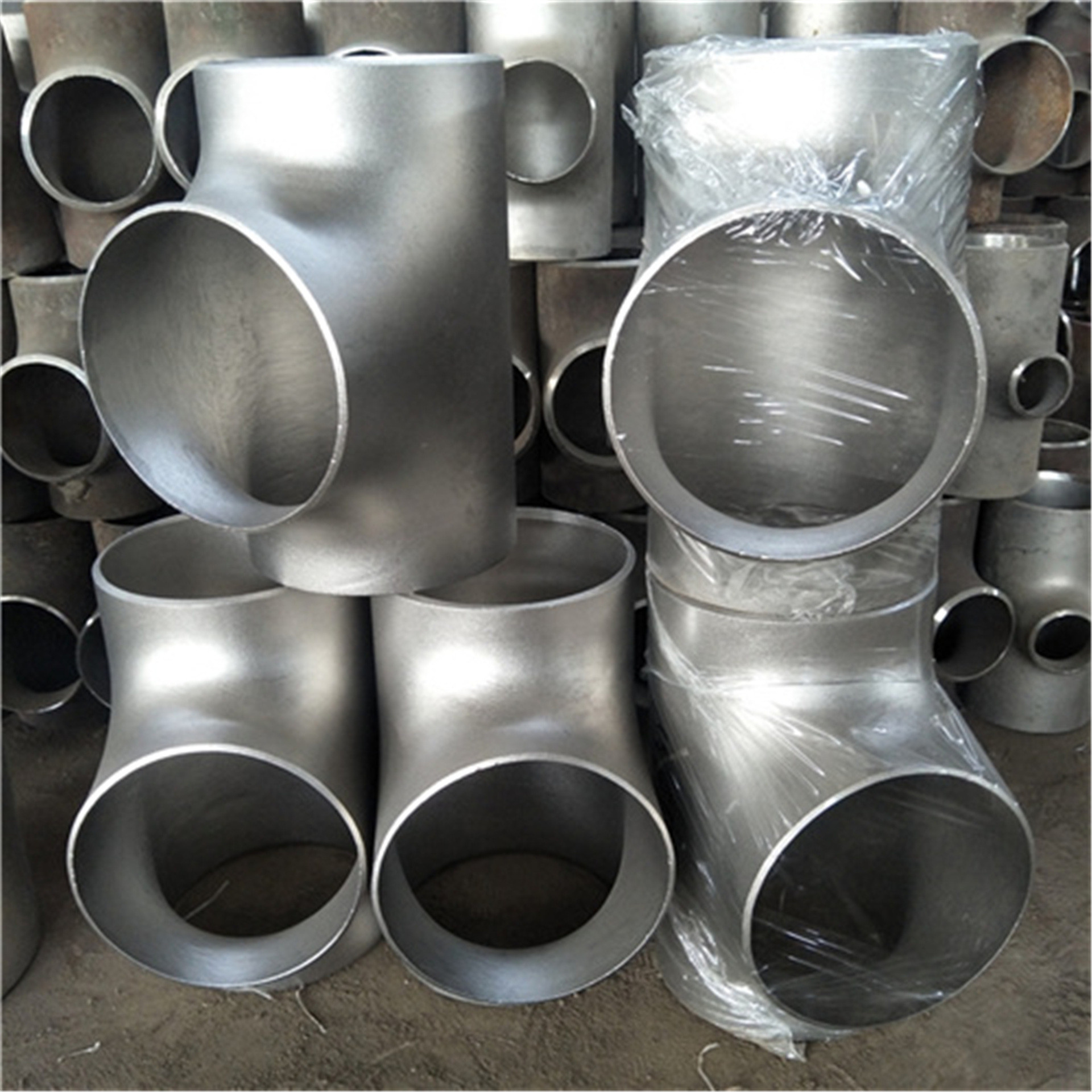 Corrosion Resistance Stainless Steel Tee Pipe Connector With Tensile Strength