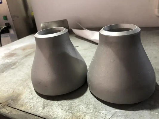 ASME B16.9 Ομόκεντρος μειωτήρας από ανοξείδωτο χάλυβα 304/316L Συναρμολόγηση σωλήνων συγκόλλησης χωρίς ραφή
